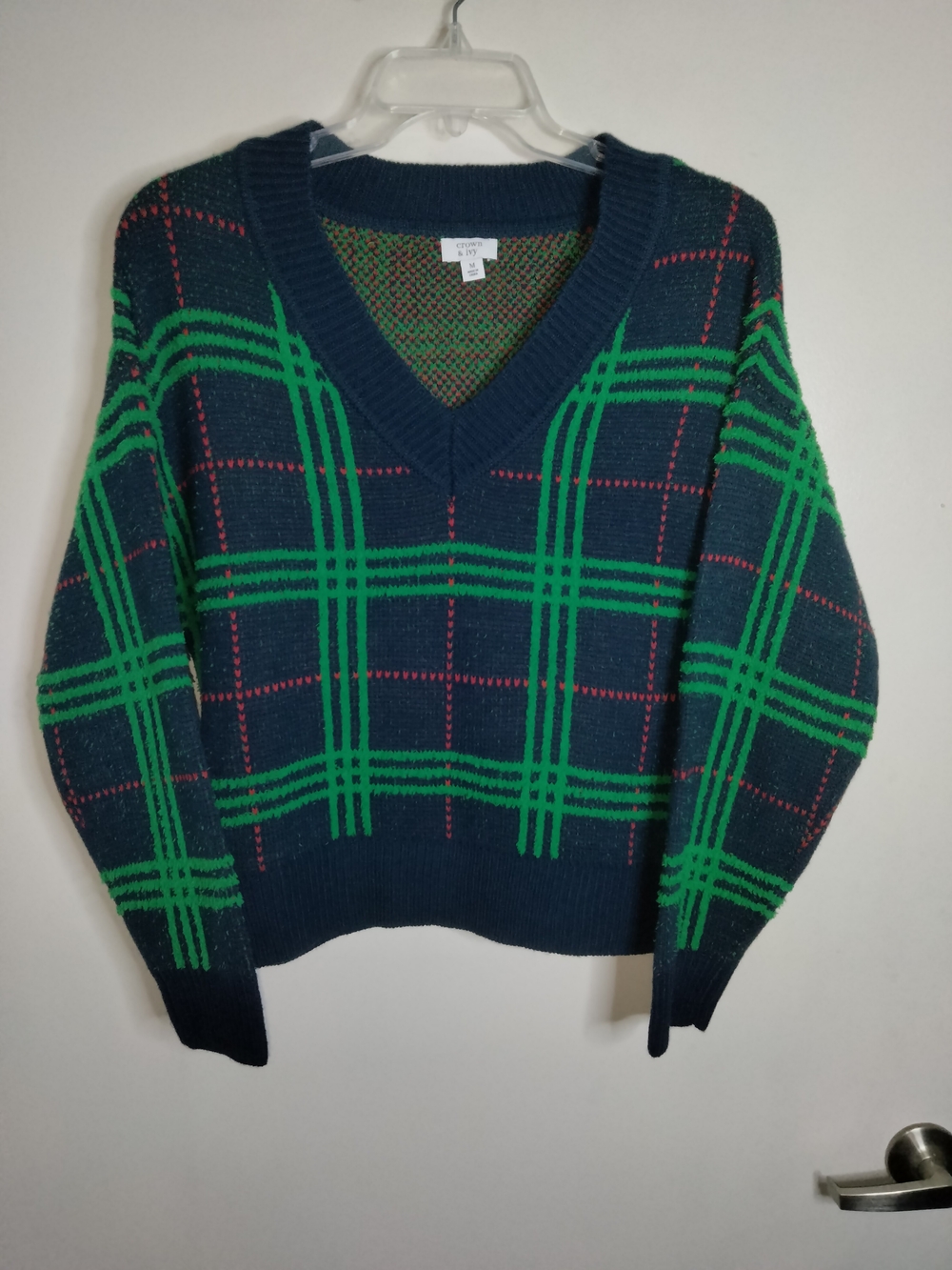 crown & ivy -M- Oversized Navy Blue & Green Plaid V-Neck LS Academia Sweater